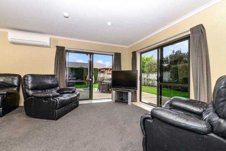 Photo of property in 13 Cranmer Close, Rototuna North, Hamilton, 3210