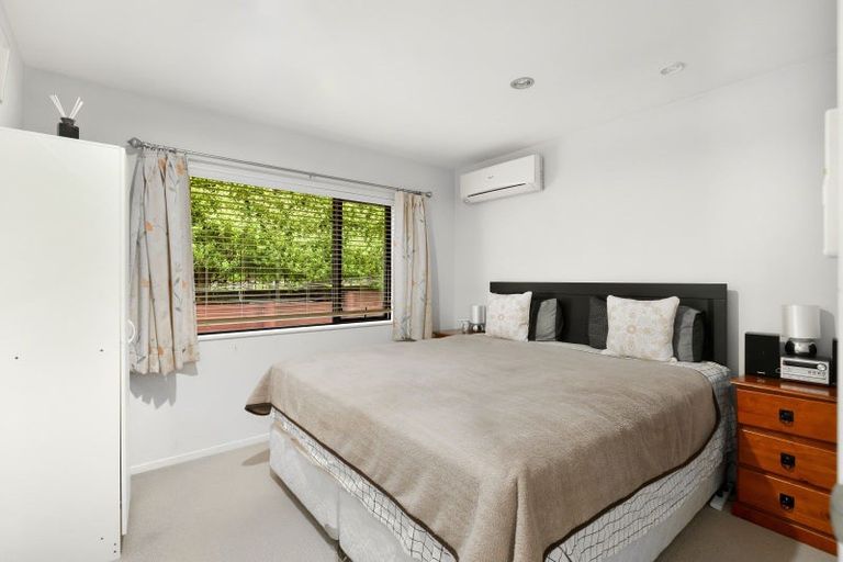 Photo of property in 12 Te Ironui Place, Huntington, Hamilton, 3210