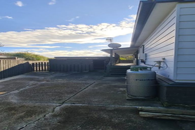 Photo of property in 11 Shortland Place, Havelock North, 4130