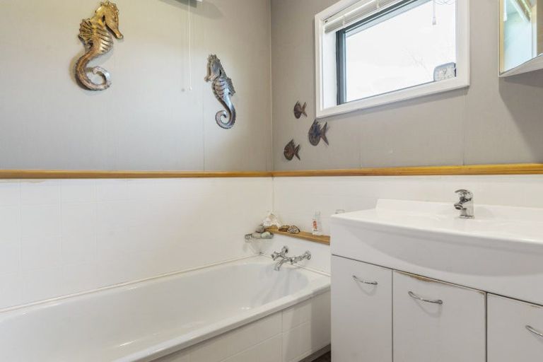 Photo of property in 360 Paierau Road, Opaki, Masterton, 5881
