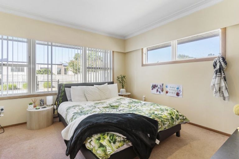 Photo of property in 17 Miles Avenue, Papatoetoe, Auckland, 2025