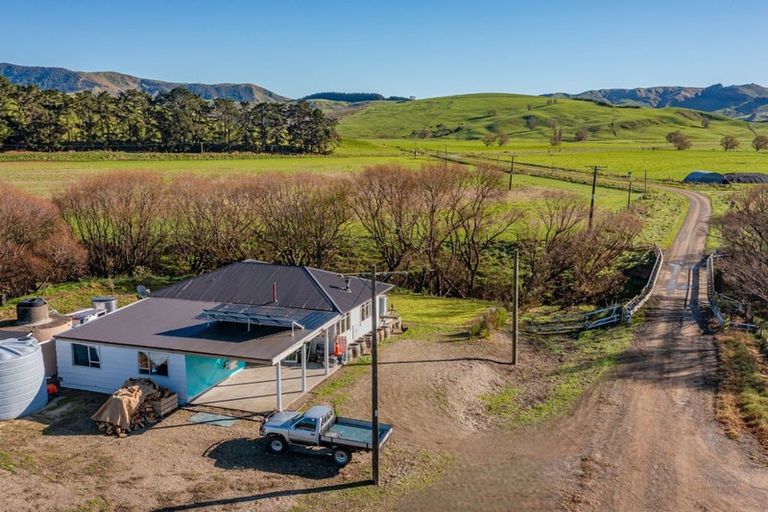 Photo of property in 40 Jones Road, Porangahau, 4293