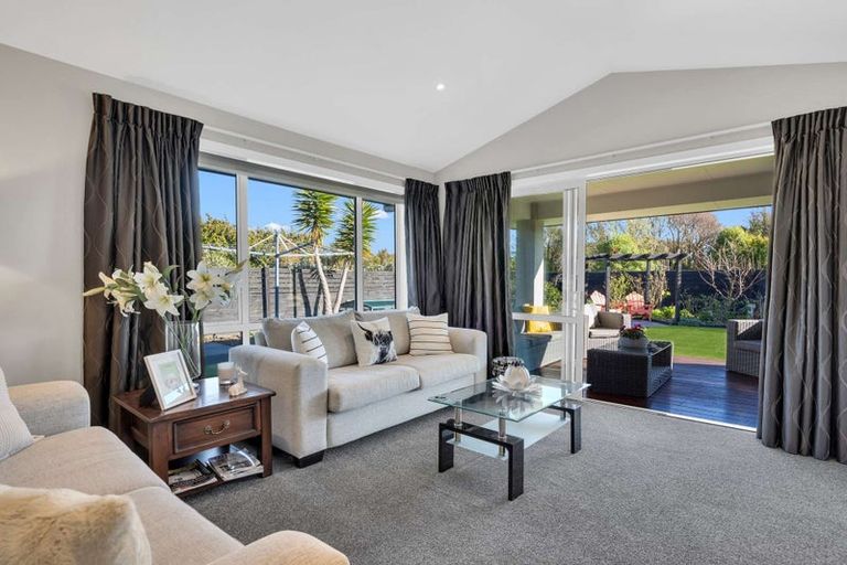 Photo of property in 42 Curtis Street, Stoke, Nelson, 7011