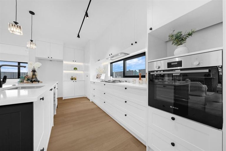 Photo of property in 22 Kakano Street, Clevedon, 2582