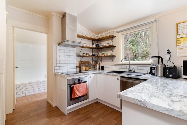 Photo of property in 6 Hawthorn Avenue, Mornington, Dunedin, 9011