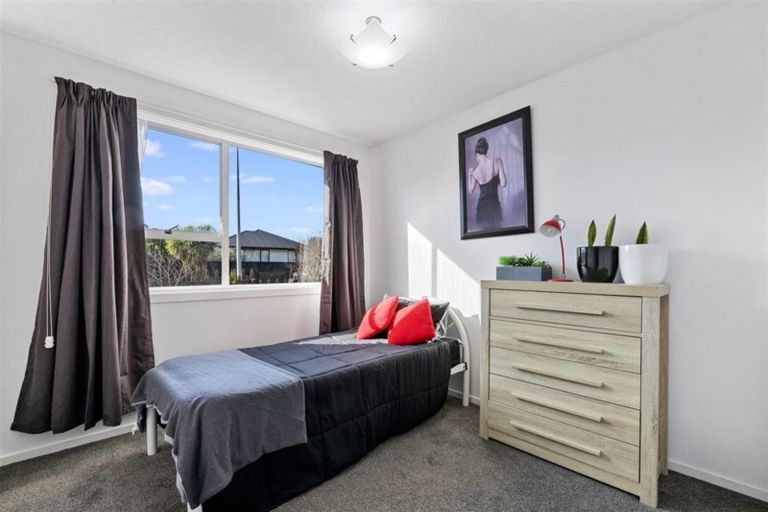 Photo of property in 19 Seafield Place, South New Brighton, Christchurch, 8062