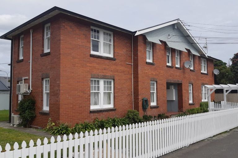 Photo of property in 56 Richmond Street, Petone, Lower Hutt, 5012