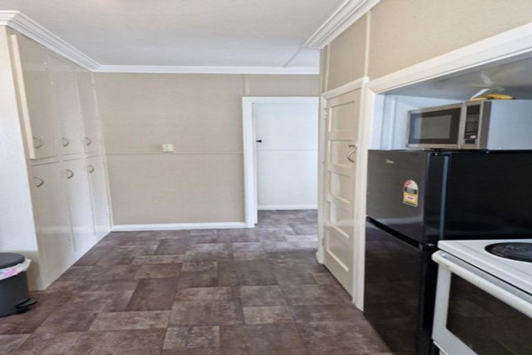 Photo of property in 11a Selwyn Street, Lower Vogeltown, New Plymouth, 4310