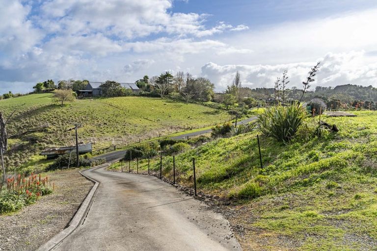 Photo of property in 17 Dem Road, Pahi, Paparoa, 0571