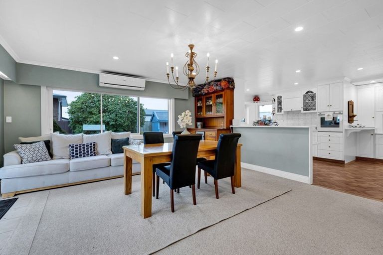 Photo of property in 24 Rata Street, Hawera, 4610