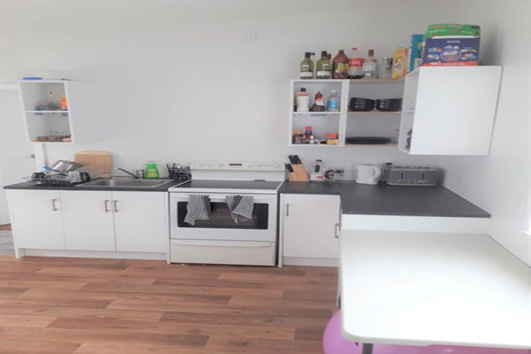 Photo of property in 11 Caroline Street, Mount Victoria, Wellington, 6011