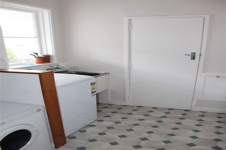 Photo of property in 131 Eglinton Road, Mornington, Dunedin, 9011