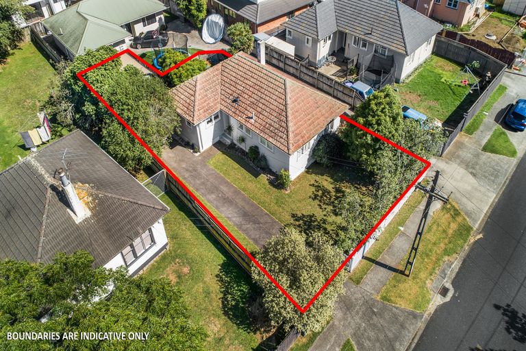 Photo of property in 31 Arimu Road, Papakura, 2110