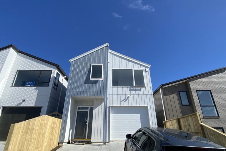 Photo of property in 69 Biokovo Street, Massey, Auckland, 0614