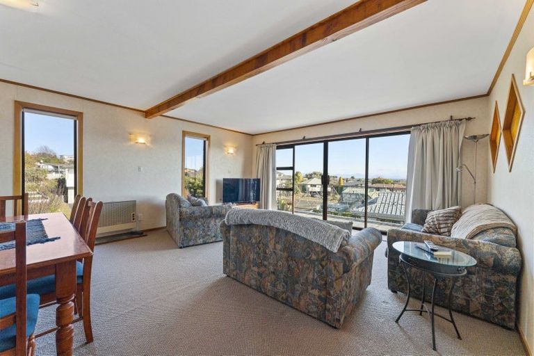 Photo of property in 25 Golders Place, Richmond Heights, Taupo, 3330