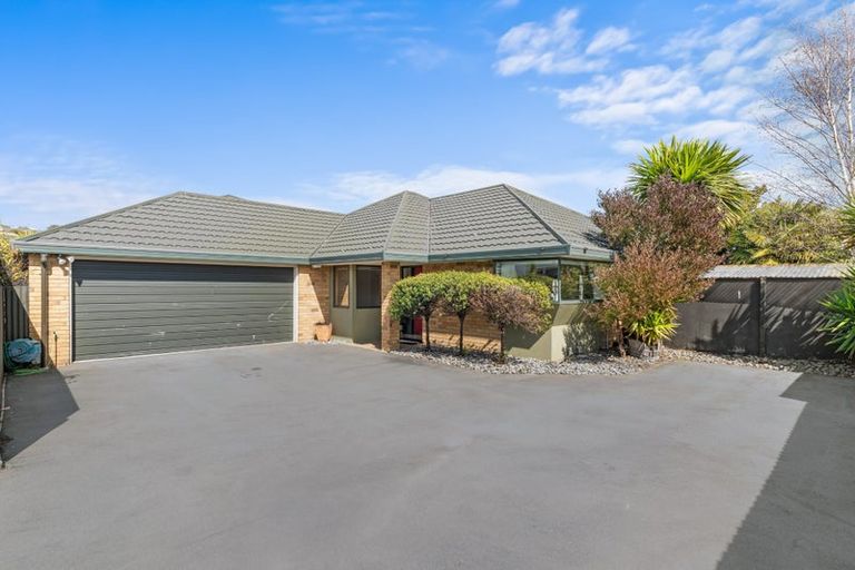 Photo of property in 2/155 Centaurus Road, Saint Martins, Christchurch, 8022