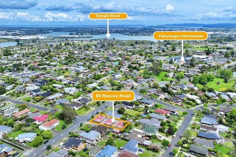 Photo of property in 80 Reeves Road, Pakuranga Heights, Auckland, 2010