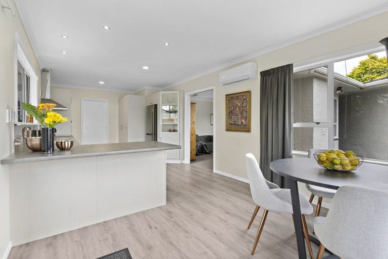 Photo of property in 26 Costley Street, Carterton, 5713