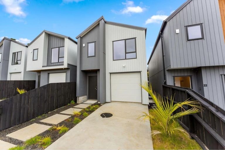 Photo of property in 24 Piringa Road, Pukekohe, 2120