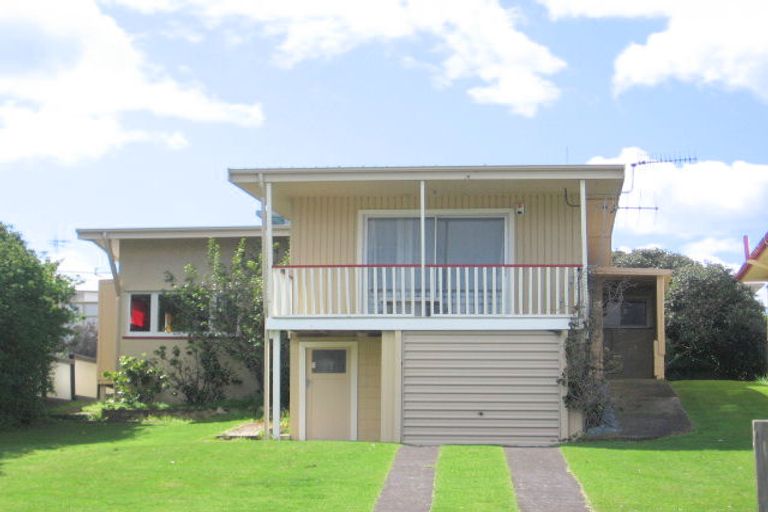 Photo of property in 21 May Street, Mount Maunganui, 3116