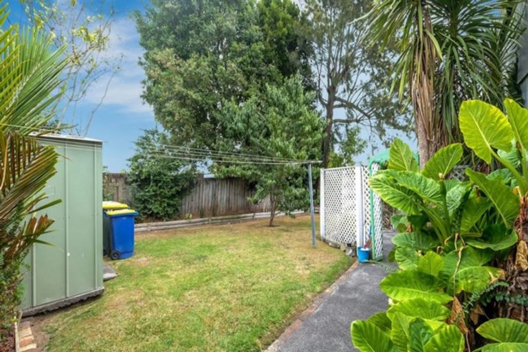 Photo of property in 3/9 Ireland Place, Ranui, Auckland, 0612