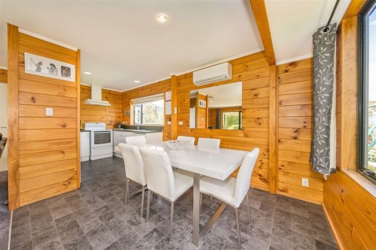 Photo of property in 14a Thackeray Street, Trentham, Upper Hutt, 5018