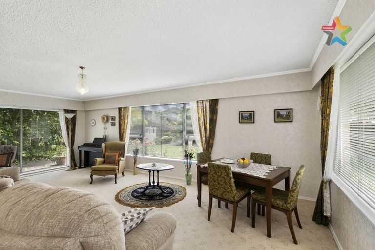 Photo of property in 12 De Menech Grove, Avalon, Lower Hutt, 5011