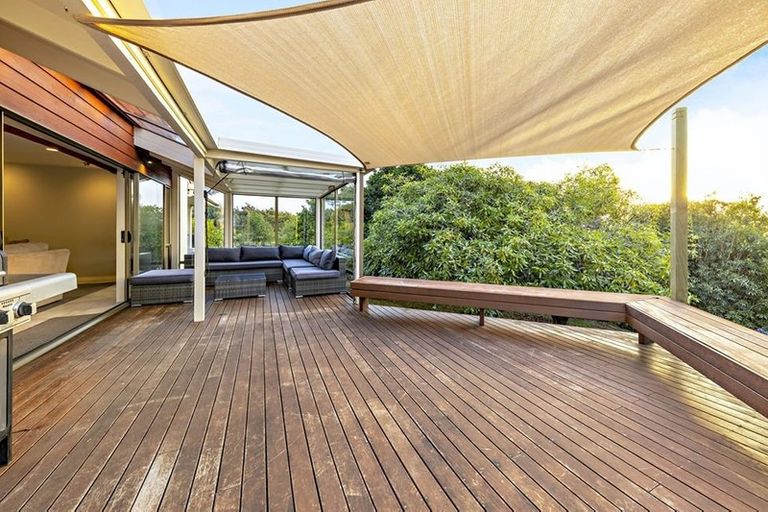 Photo of property in 65 Harry Dreadon Road, Opaheke, Papakura, 2584