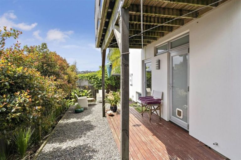 Photo of property in 14a Holiday Road, Stanmore Bay, Whangaparaoa, 0932
