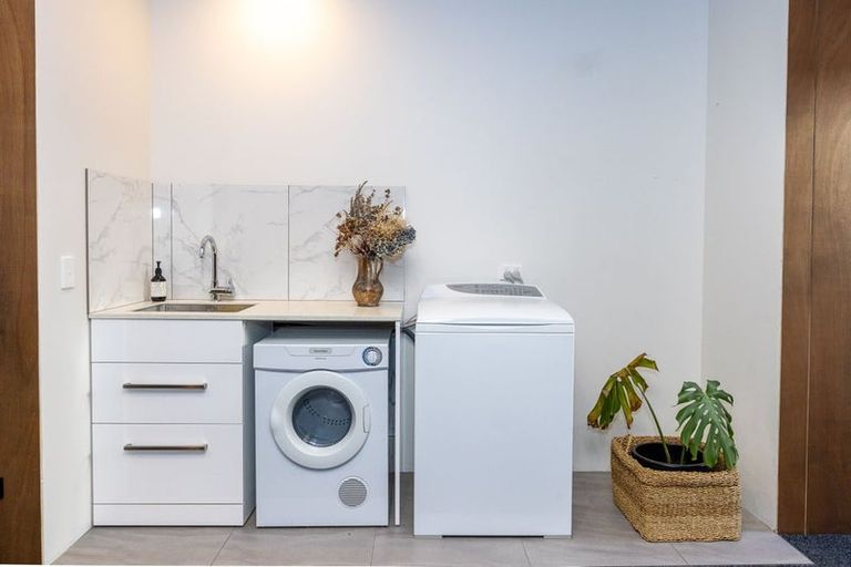 Photo of property in 3 Old Station Avenue, Wanaka, 9305