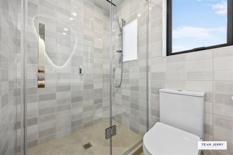 Photo of property in 16 Greenbrier Street, Westgate, 0814