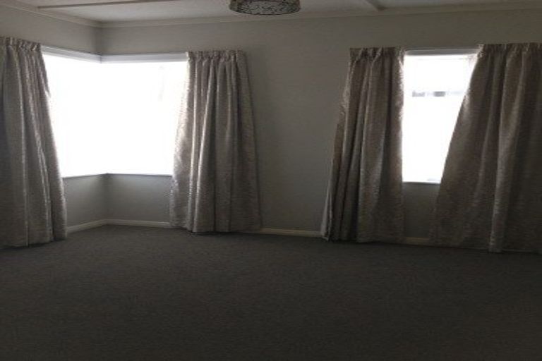 Photo of property in 9 Strathavon Road, Miramar, Wellington, 6022