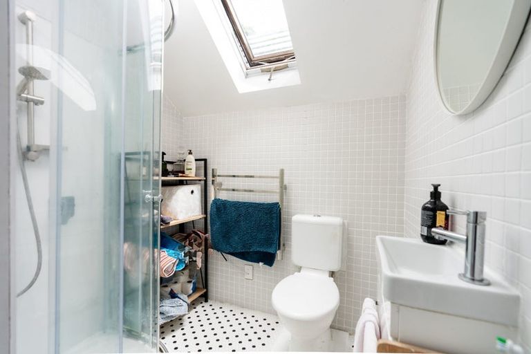 Photo of property in 29 Newman Terrace, Thorndon, Wellington, 6011