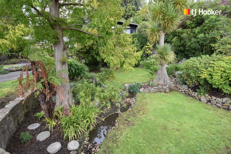 Photo of property in 4 Barling Street, Macandrew Bay, Dunedin, 9014