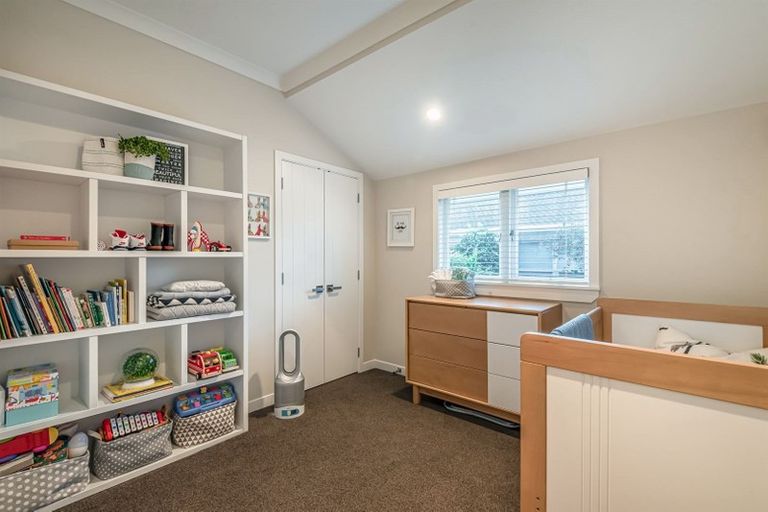 Photo of property in 1 Margaret Place, Milford, Auckland, 0620