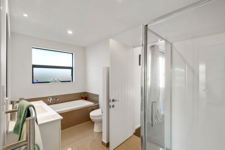 Photo of property in 16 Barnard Street, Kaiapoi, 7630