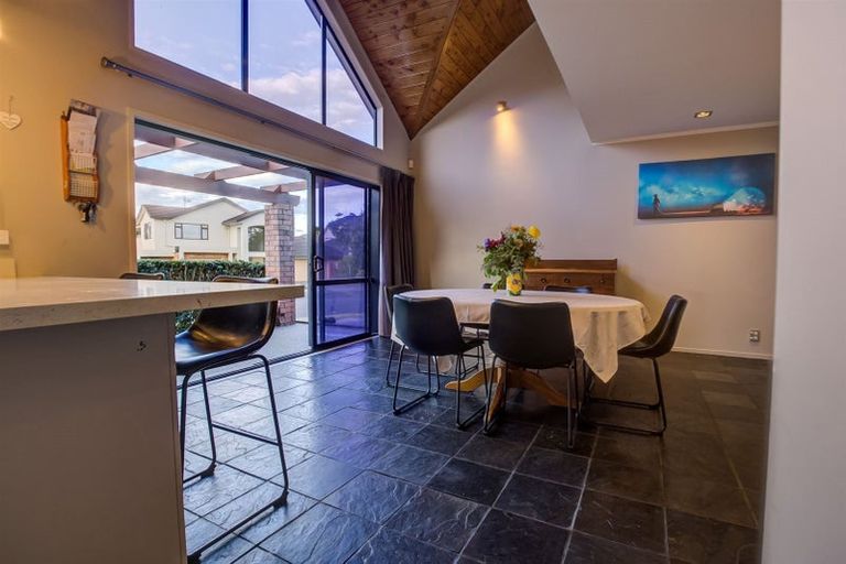 Photo of property in 6 Arcus Street, St Andrews, Hamilton, 3200