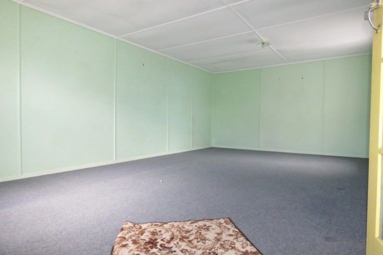 Photo of property in 7 Lismore Street, Strandon, New Plymouth, 4312