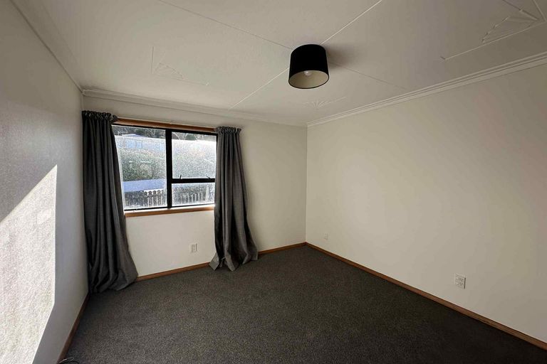 Photo of property in 6 Stephen Street, Halfway Bush, Dunedin, 9010
