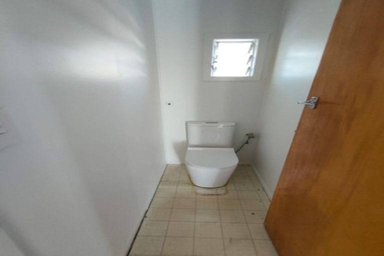 Photo of property in 30 Edmund Hillary Avenue, Papakura, 2110