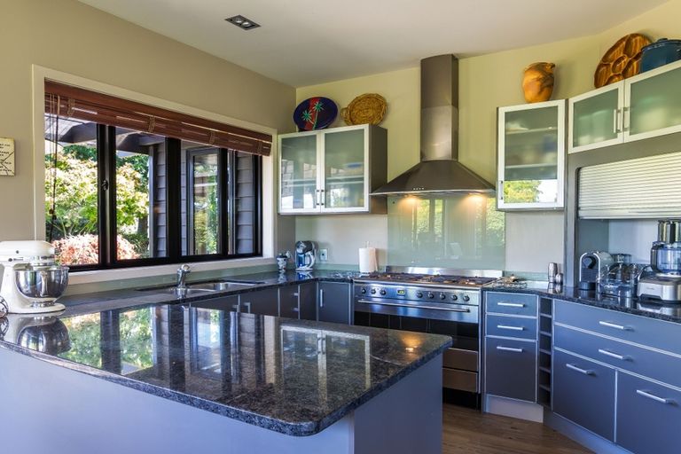 Photo of property in 2 Flaxen Way, Kinloch, Taupo, 3377