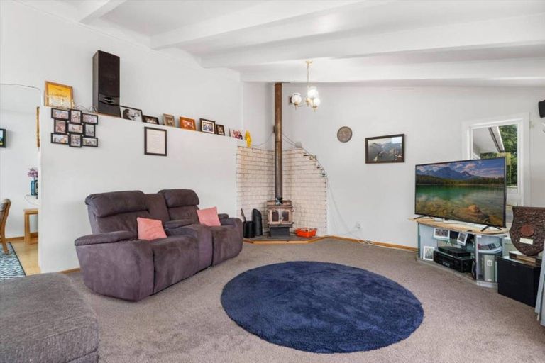 Photo of property in 215 Boucher Avenue, Te Puke, 3119