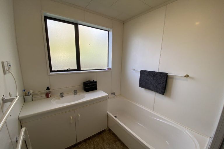 Photo of property in 77 Bills Way, Wanaka, 9305