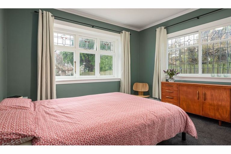 Photo of property in 128 Stapletons Road, Richmond, Christchurch, 8013