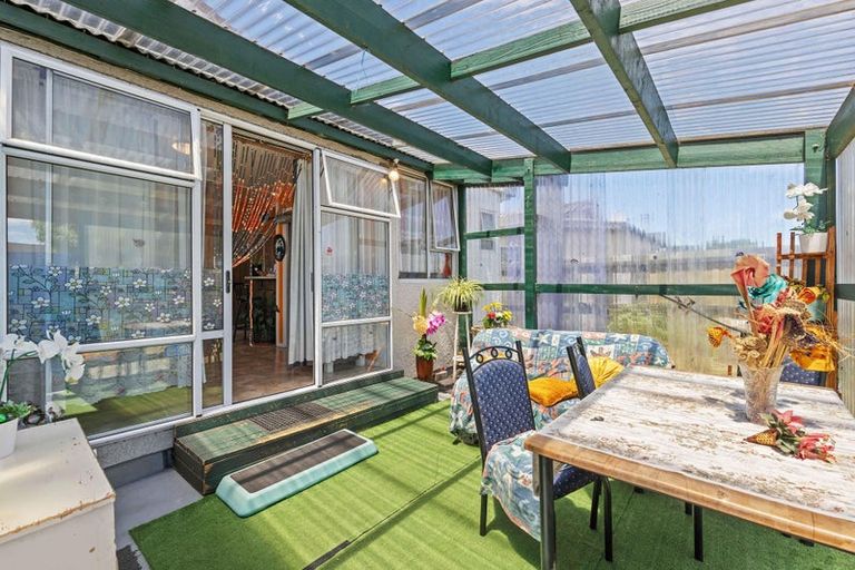 Photo of property in 21 Hay Street, Bromley, Christchurch, 8062