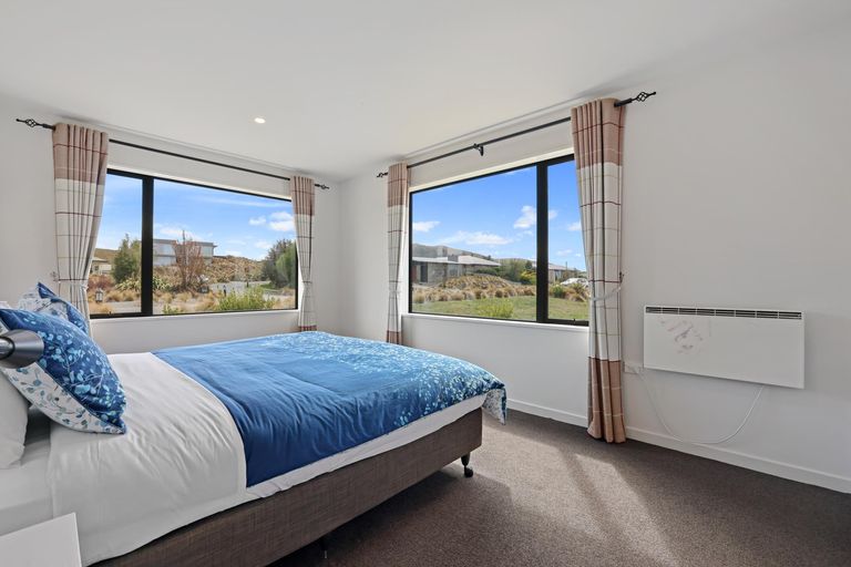 Photo of property in 17 Andrew Don Drive, Lake Tekapo, 7999