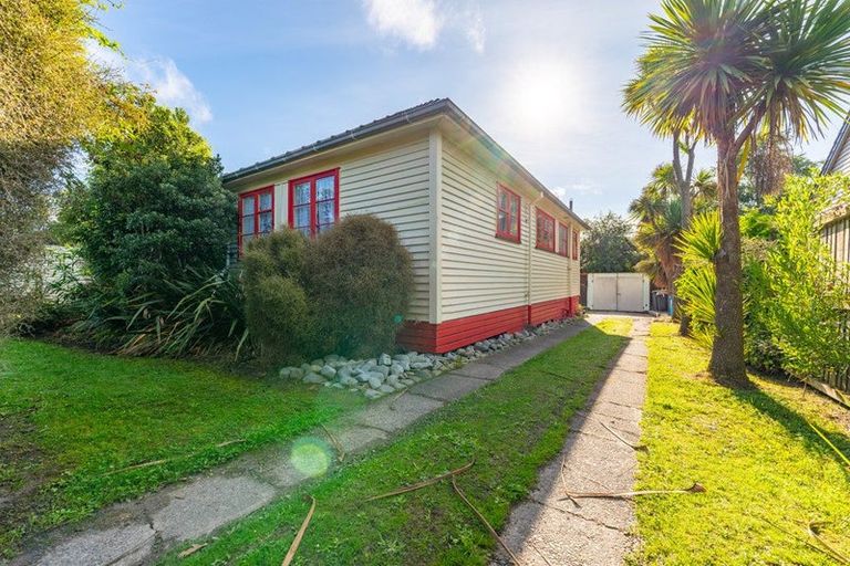 Photo of property in 63 Peel Street, Geraldine, 7930