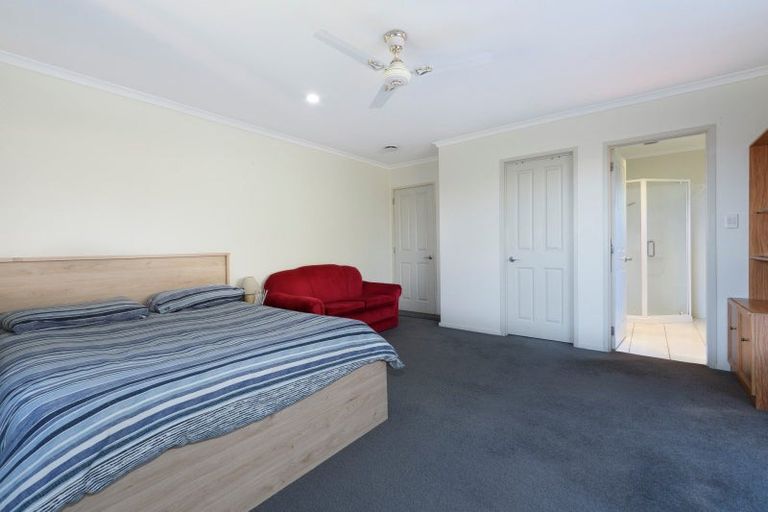 Photo of property in 79 Waterside Drive, Pyes Pa, Tauranga, 3112