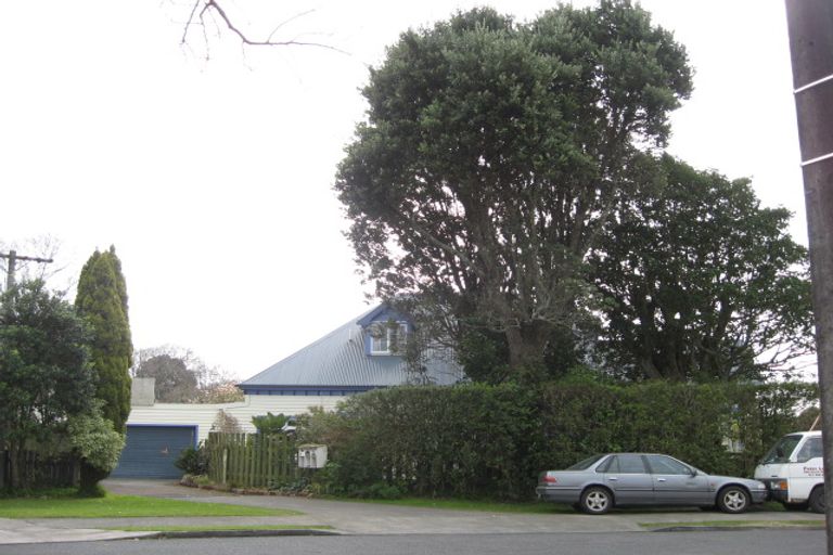 Photo of property in 4a Broadmore Street, Vogeltown, New Plymouth, 4310