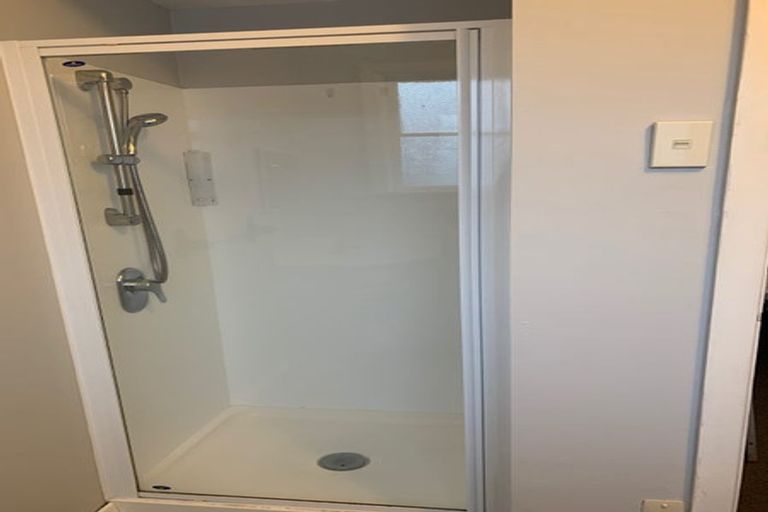 Photo of property in 96 Naenae Road, Naenae, Lower Hutt, 5011